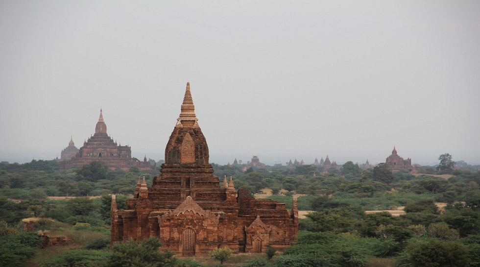 Myanmar grants licenses to foreign banks