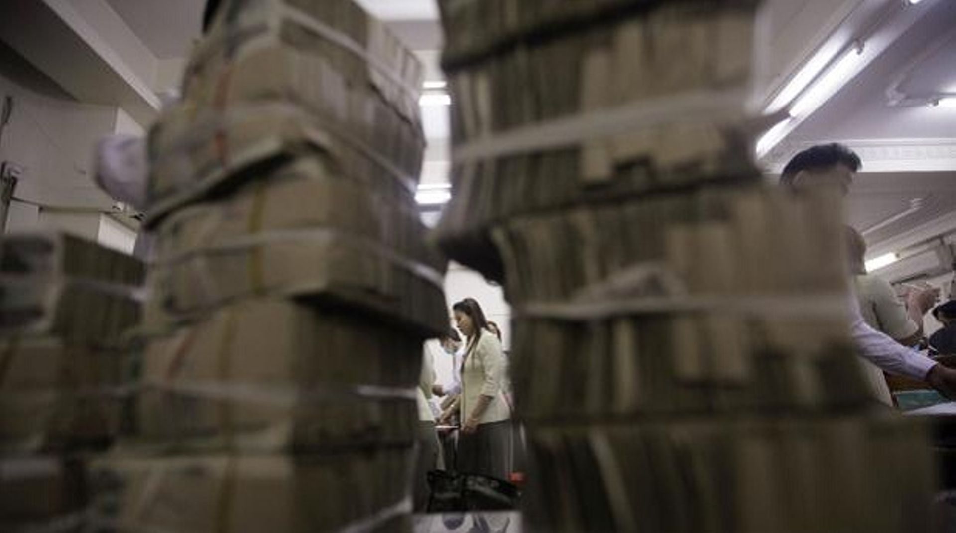 SEC seeks bids from service providers for Yangon Exchange