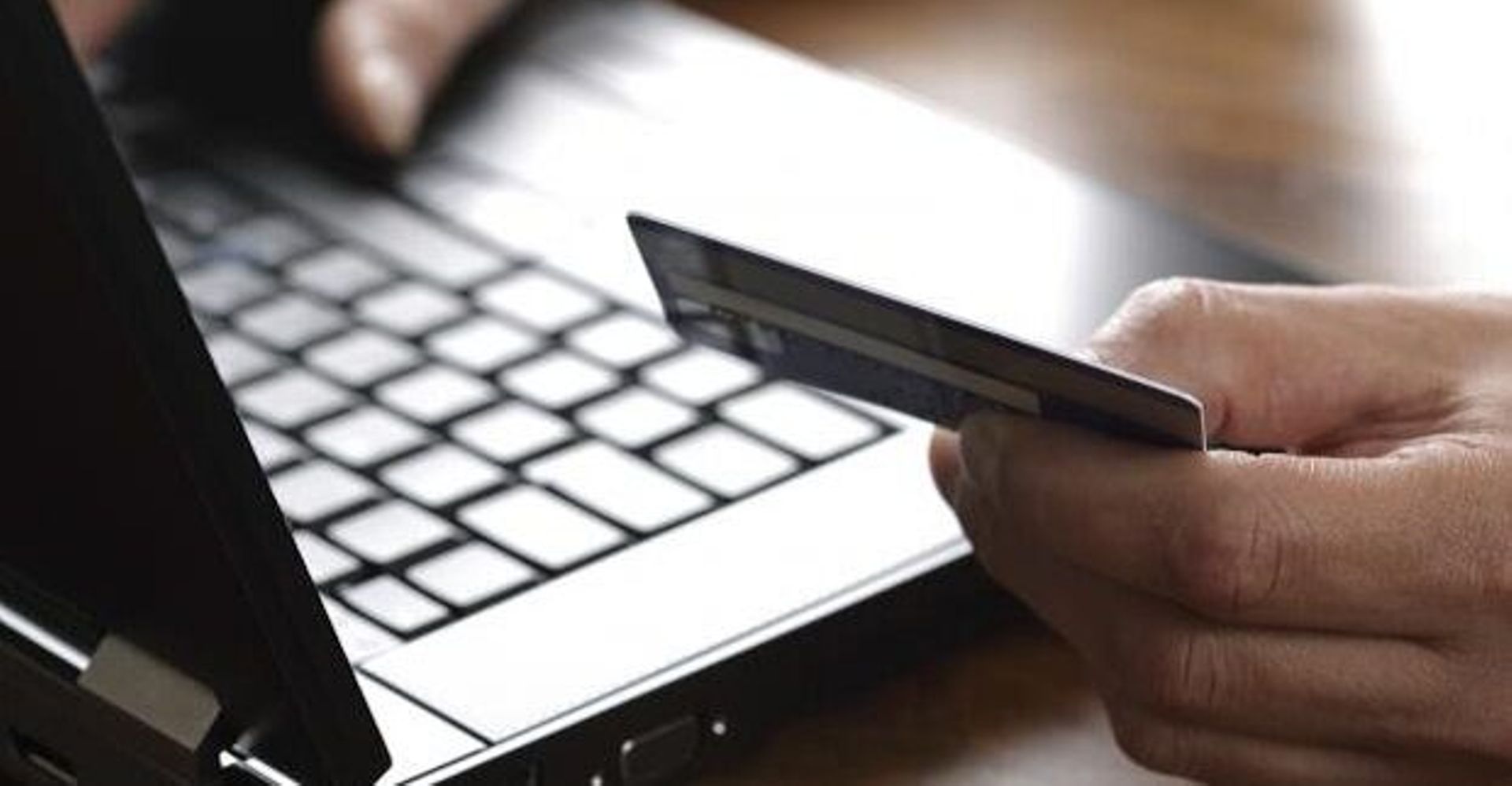 Google-backed Glance to buy Indian social commerce platform Shop101 for $40-45m