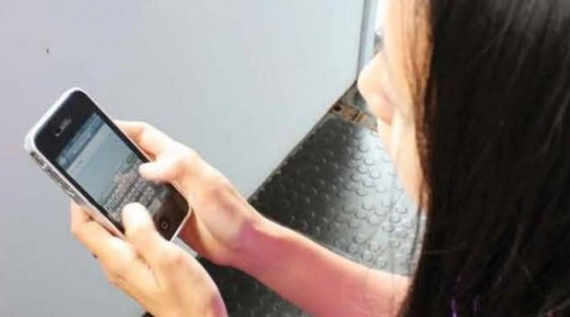 Ooredoo, StarHub join hands to provide data service in Myanmar