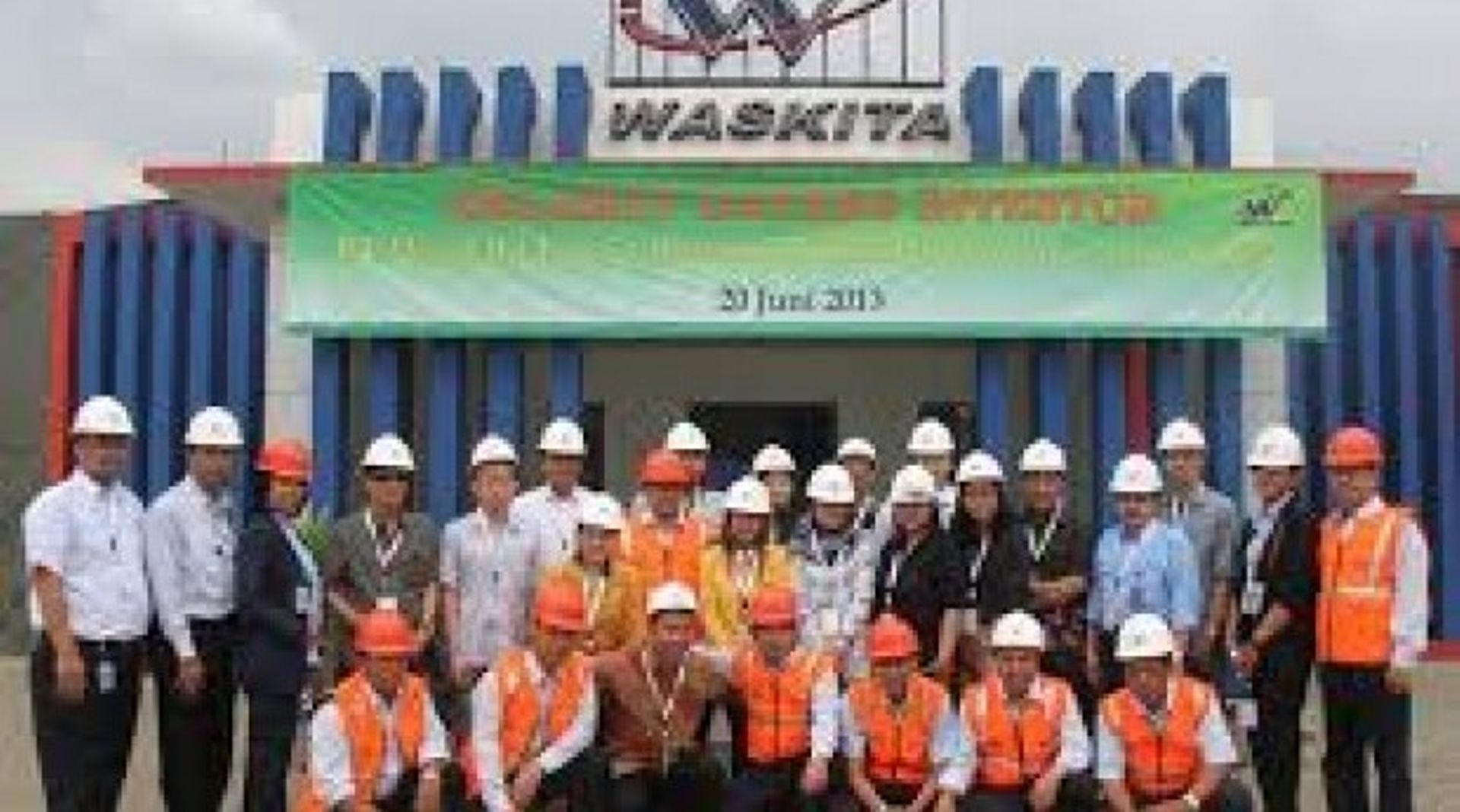 Indonesia's Waskita, Surya Semesta postpone bonds issue amid slowing demand