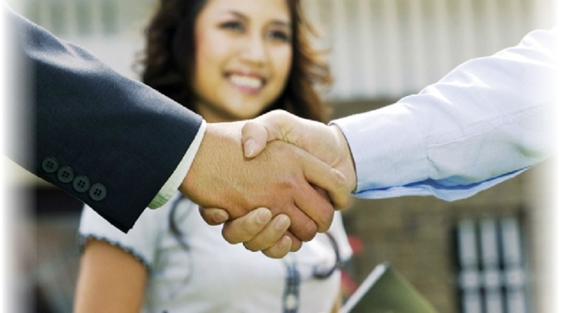 VN Dealbook: Viglacera forms JV with Japanese partner; Three firms up stakes in listed cos