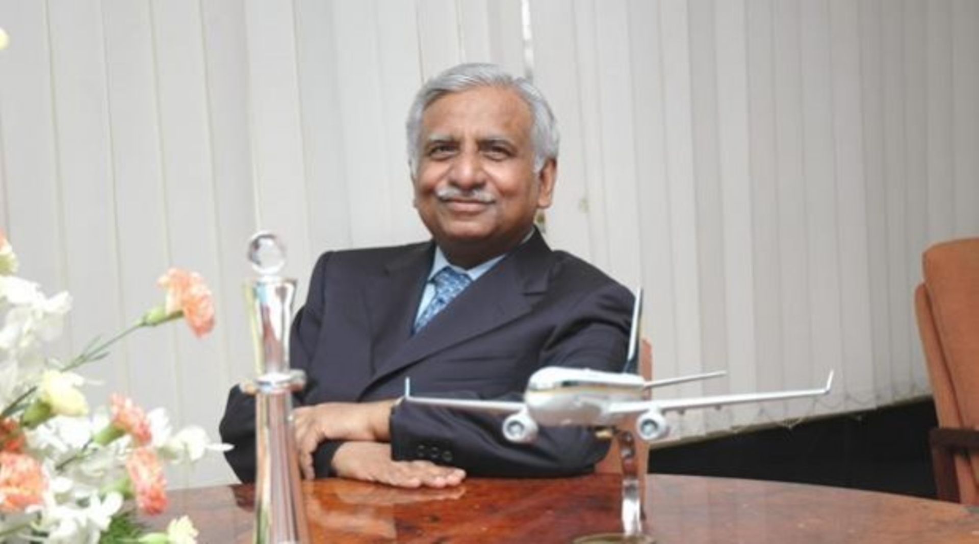 Etihad Airways to buy bonds to help Jet Airways recast debt