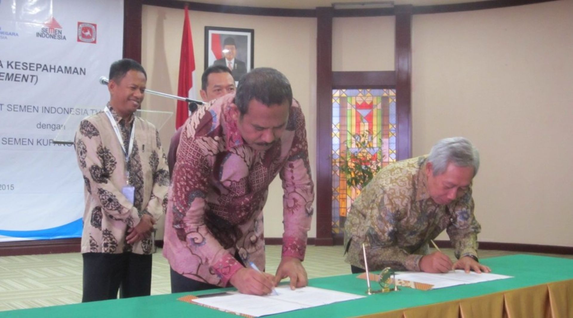 Two Indonesia state-owned cement firms to invest $185m in new factory