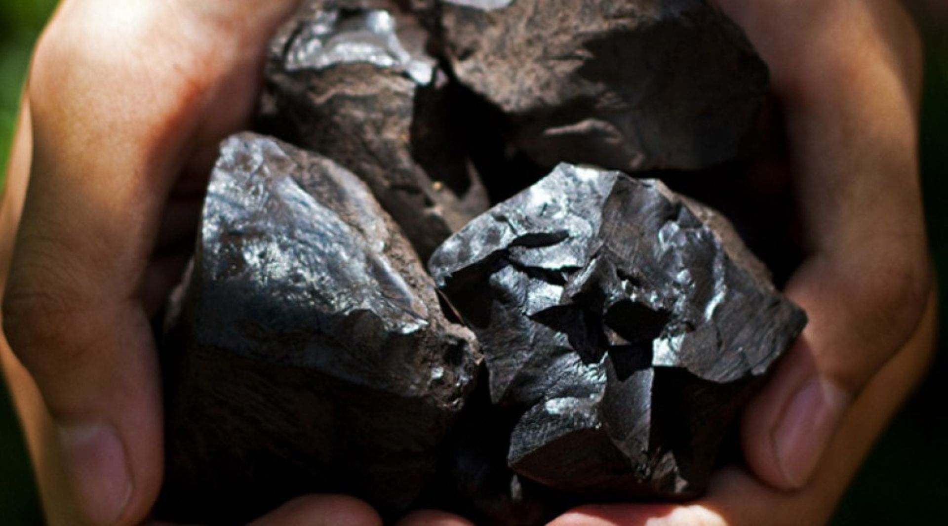 Indonesia dealbook: Adaro ties up $540m debt for power project; Inalum sees fall in aluminium output