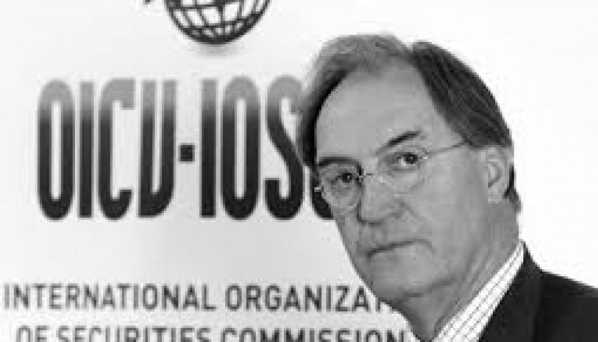 Regulators must "wake up" to fintech challenge - IOSCO chief