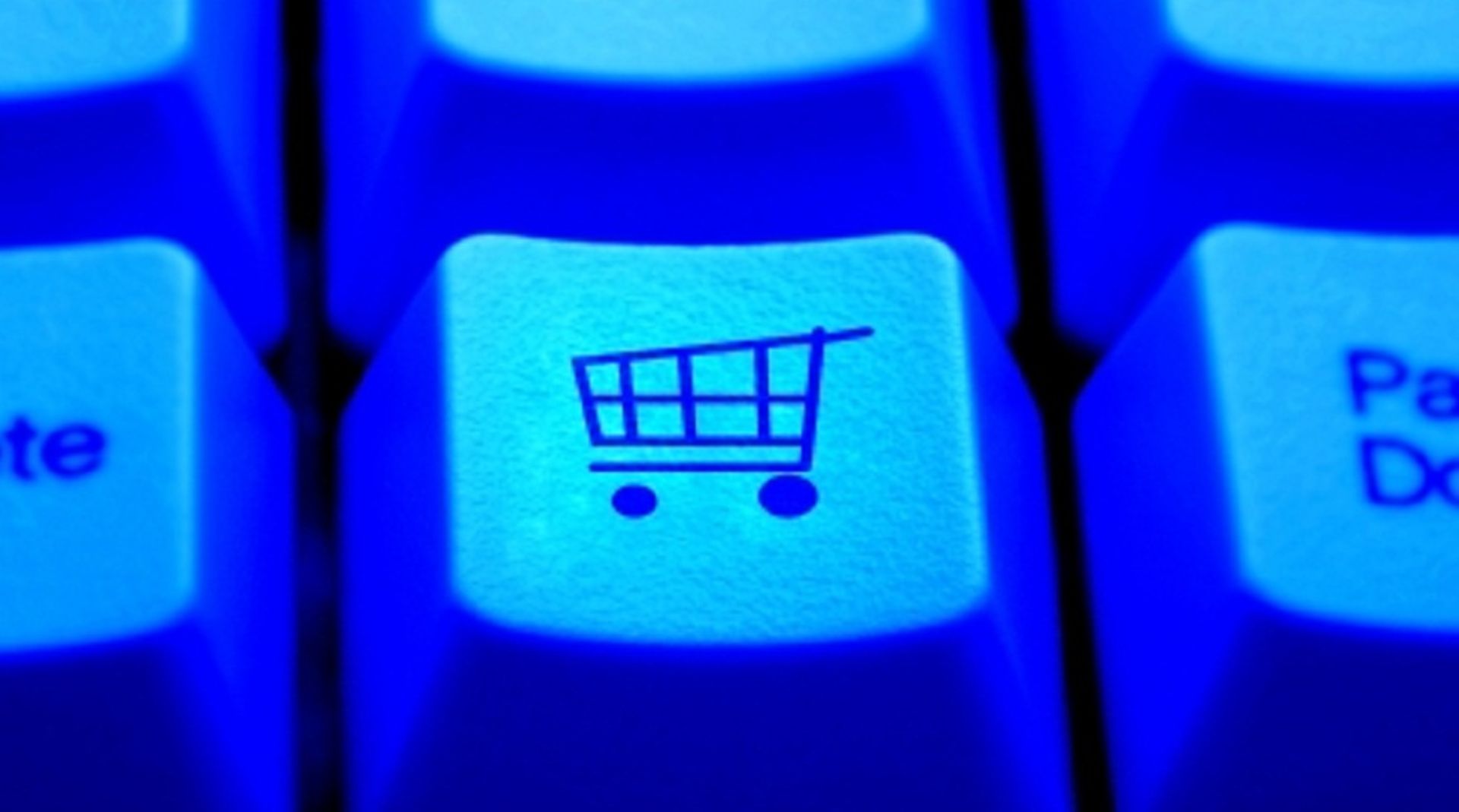 India mulls 100% FDI in marketplace format of e-commerce