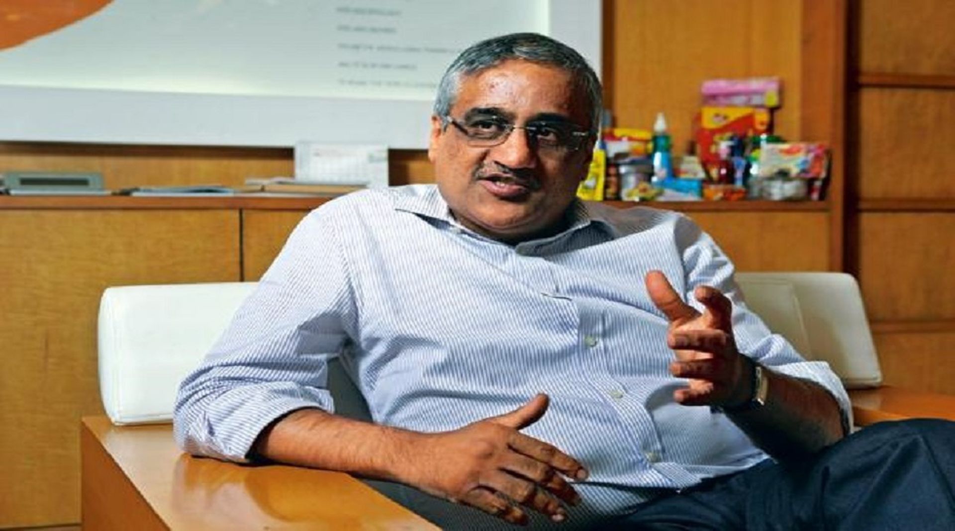 Delhi HC declines Future Retail's plea for injunction order against Amazon