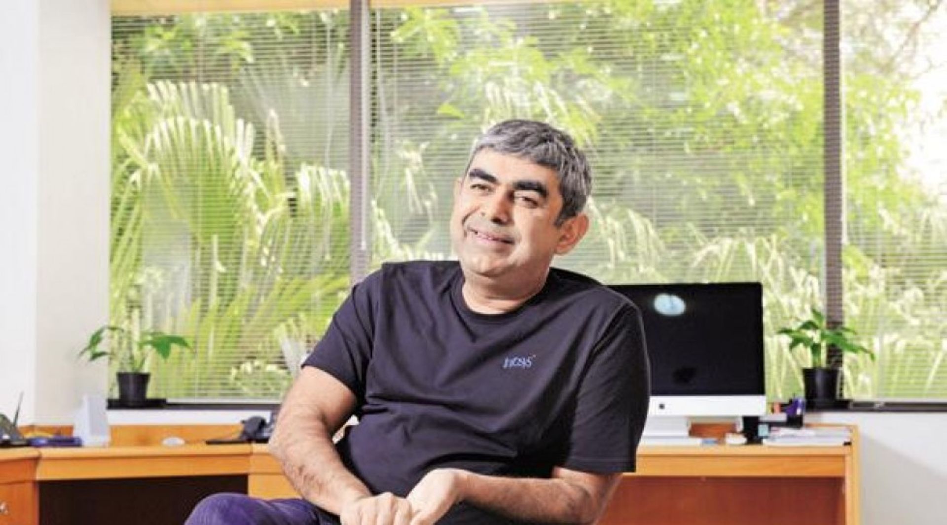 India: Infosys CEO Vishal Sikka resigns, Pravin Rao interim chief