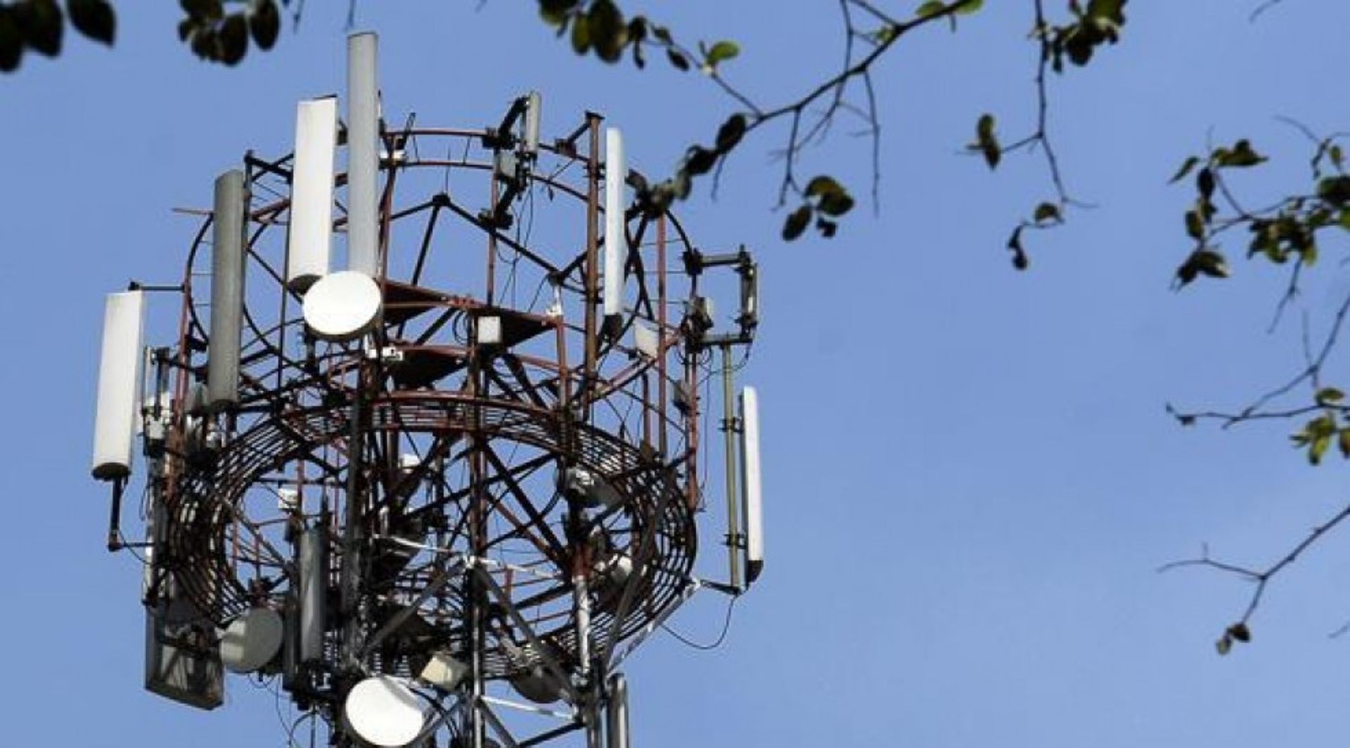 India's R-Com in merger talks with Aircel; deal will create second largest telco