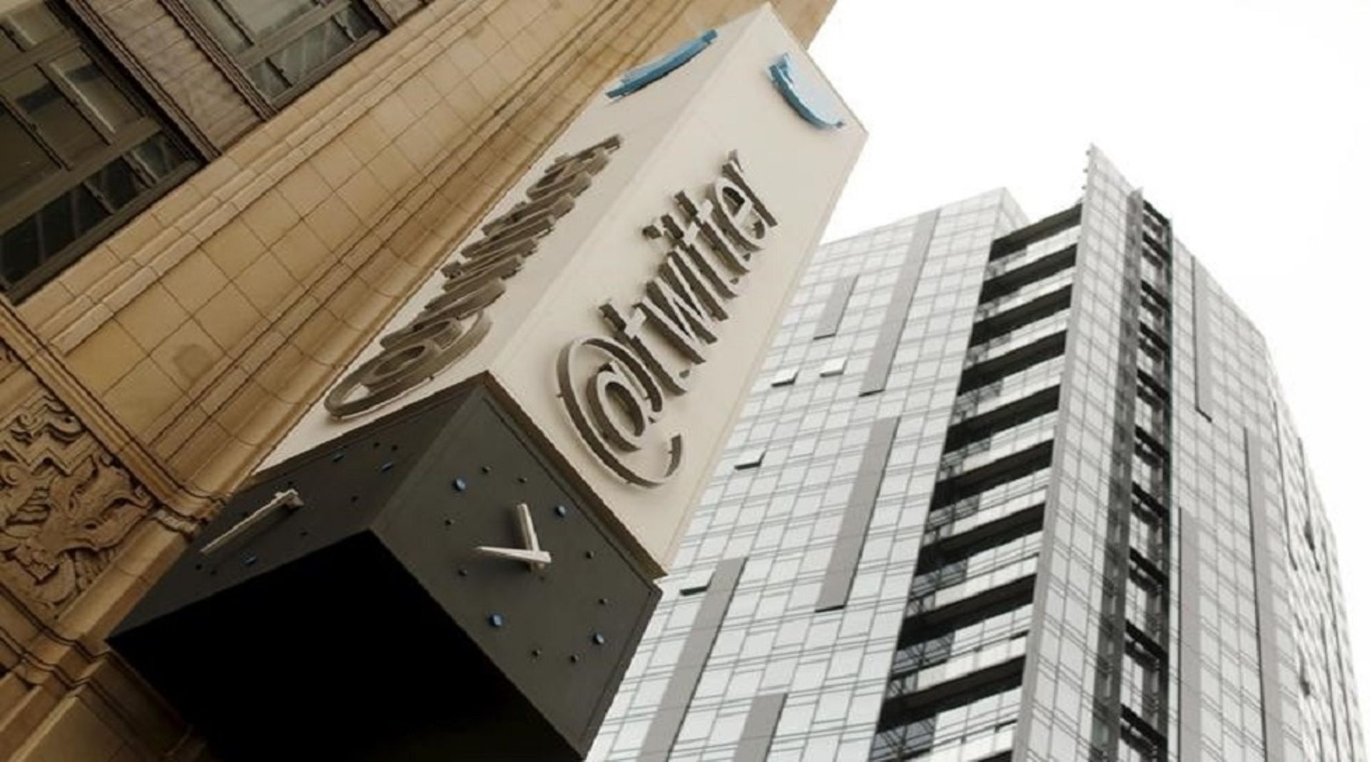 Twitter replaces stars with hearts to make website more engaging but gets no love from users