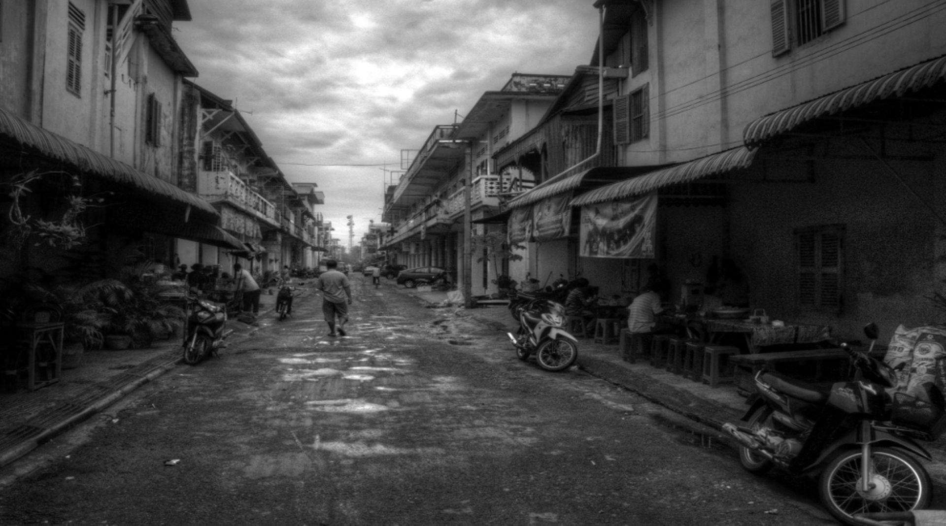 SG Dealbook: HLH acquires interest in Cambodian land; Select Group launches Cambodian JV