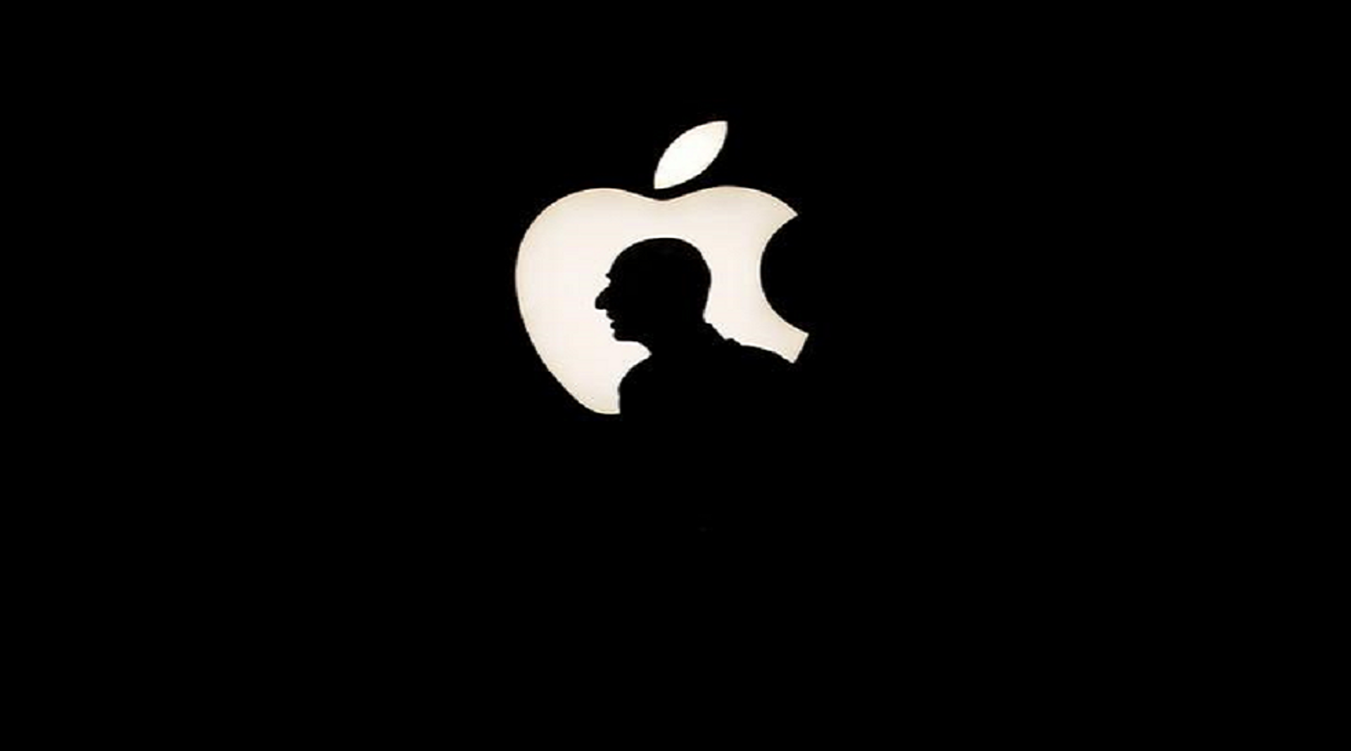 Growth funds dumping Apple stock as iPhone sales seen sagging; value-managers moving in
