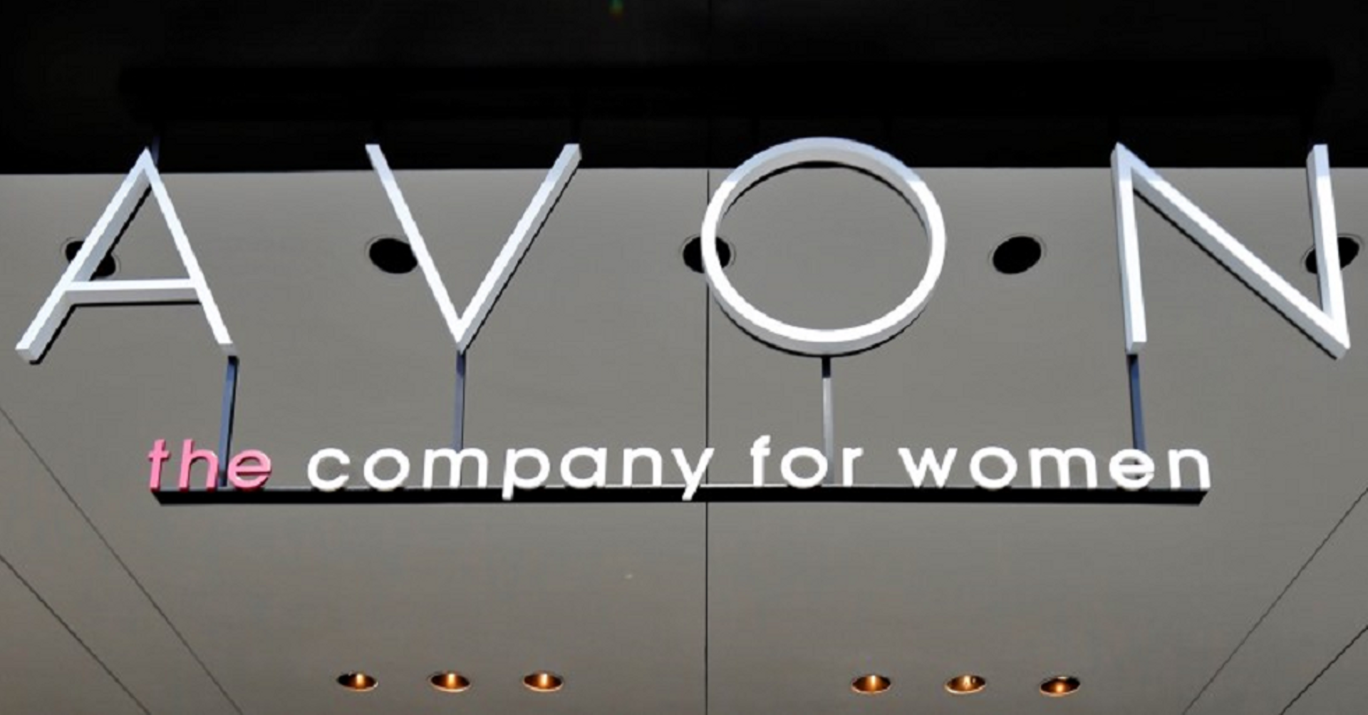 PE firm Cerberus close to buying 80% of Avon North America unit: WSJ