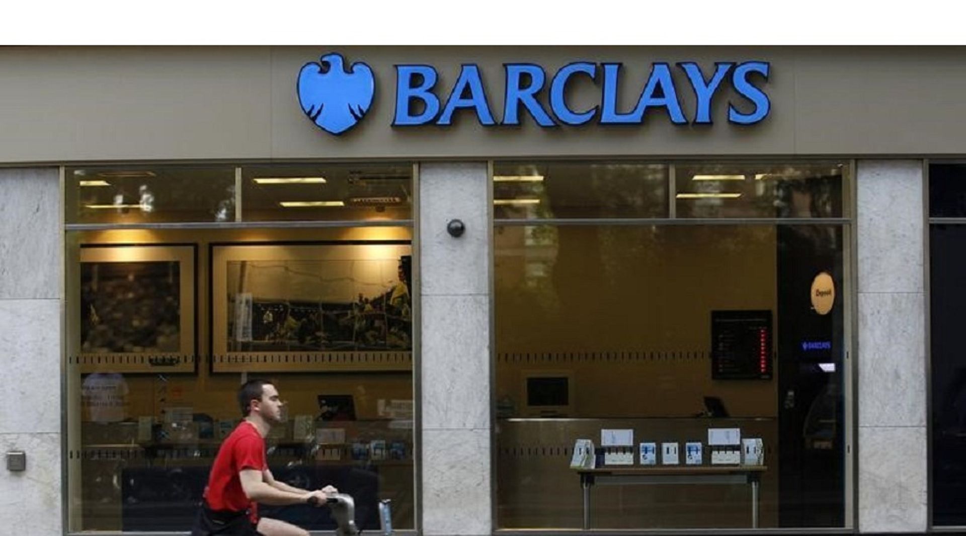 Barclays gets Australian banking licence in expansion push