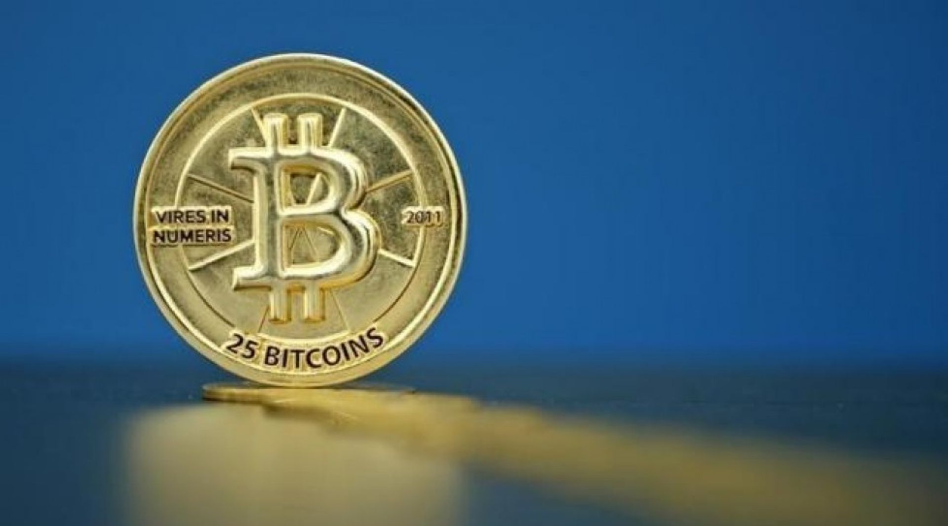 Bitcoin finds room in small funds; large institutions still on sidelines