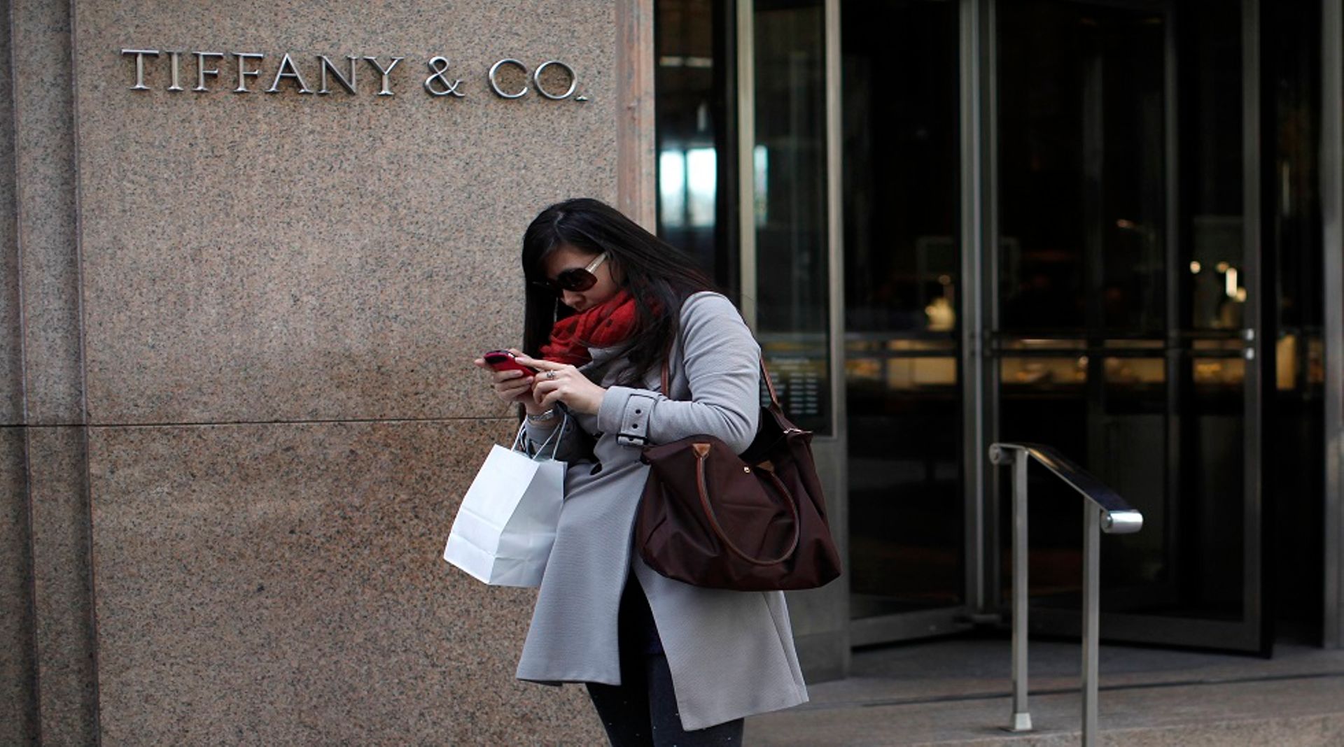 Luxury brands shower attention on well-heeled Chinese students in U.S.