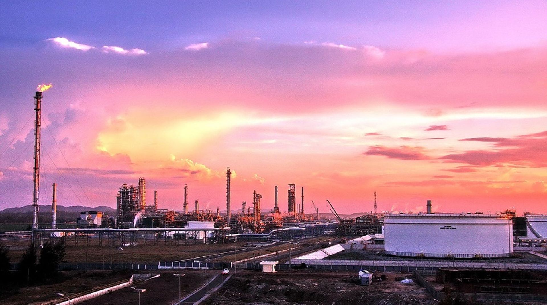 Vietnam refinery operator plans $84m IPO, eyes 49% strategic sale