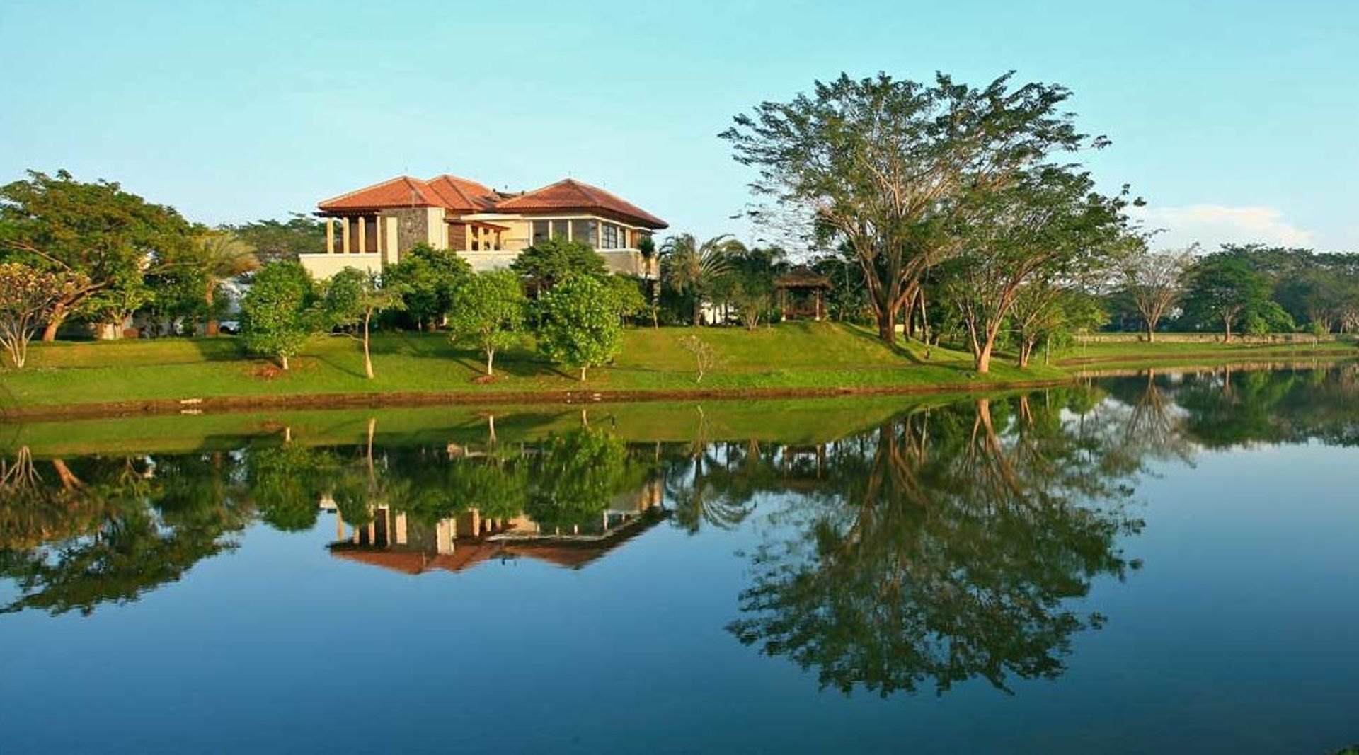 Singapore's MS Holdings, ACT team up for property project in Jakarta