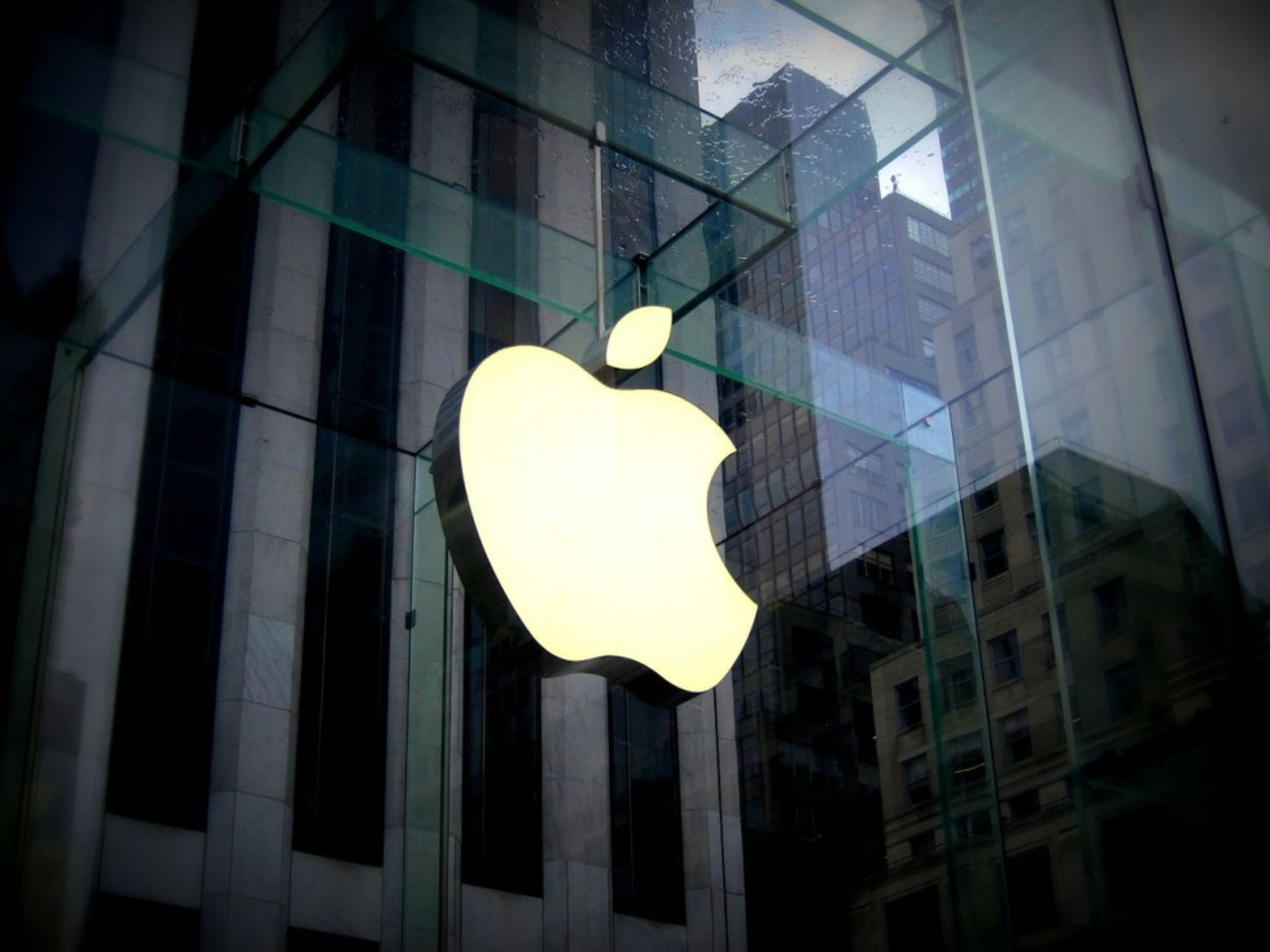 Apple told to pay $625m to VirnetX in patent dispute