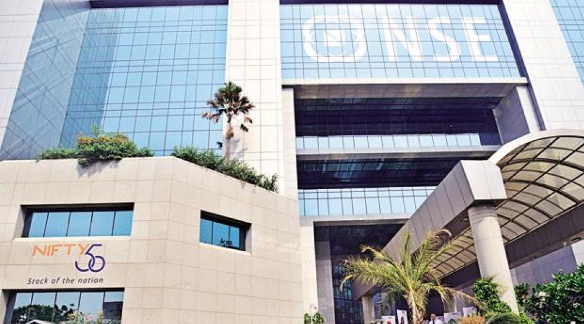 Singapore stock exchange looks to bypass curbs placed by Indian bourses