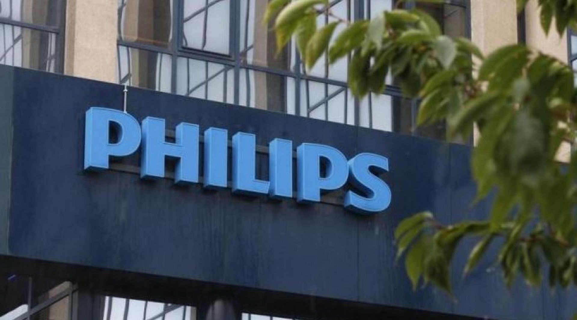 Global PE majors & Chinese firms likely suitors for Philips and Osram's lighting biz auctions