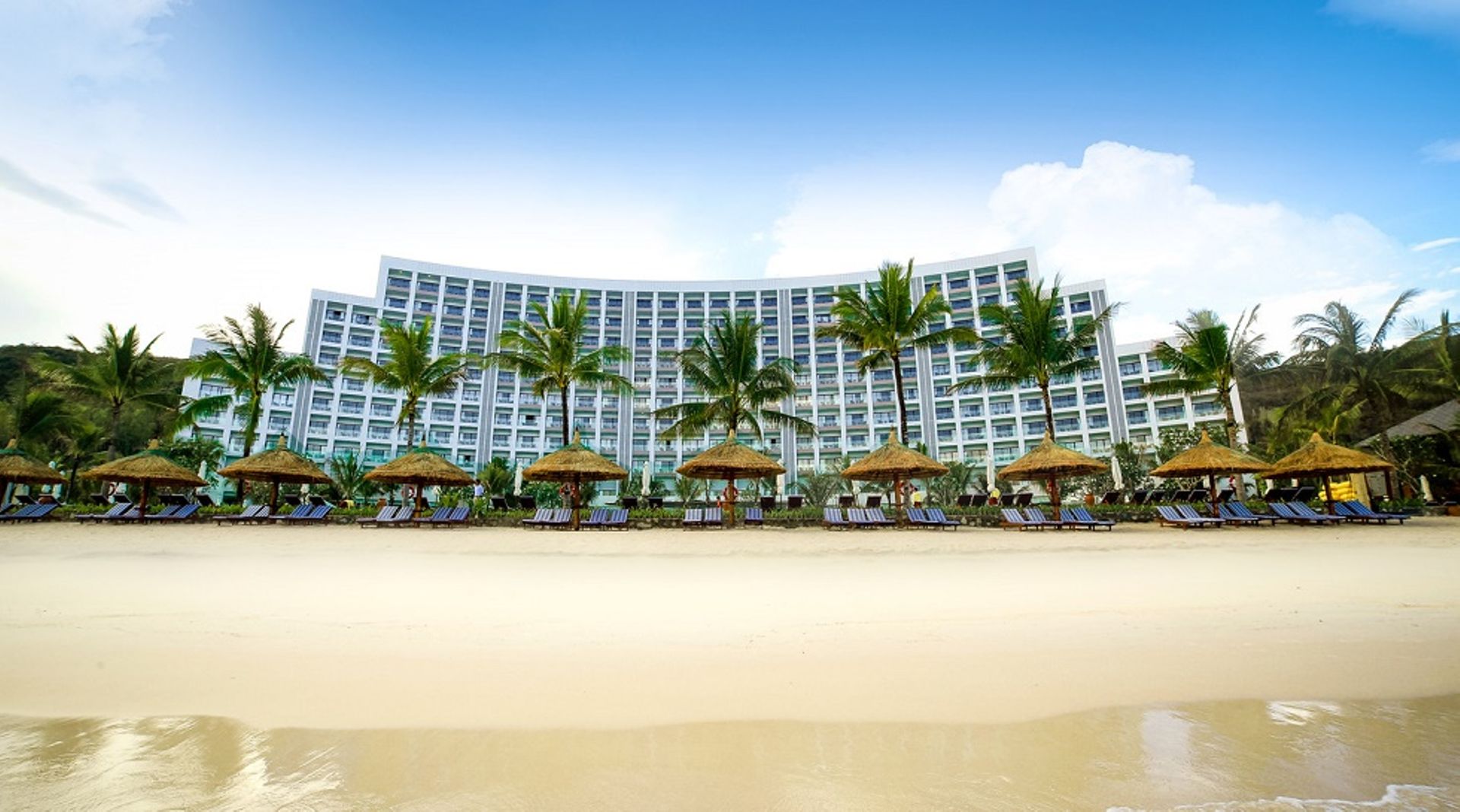Vietnam: Vingroup sells TNR Tower for $110m, raises $134m in bonds