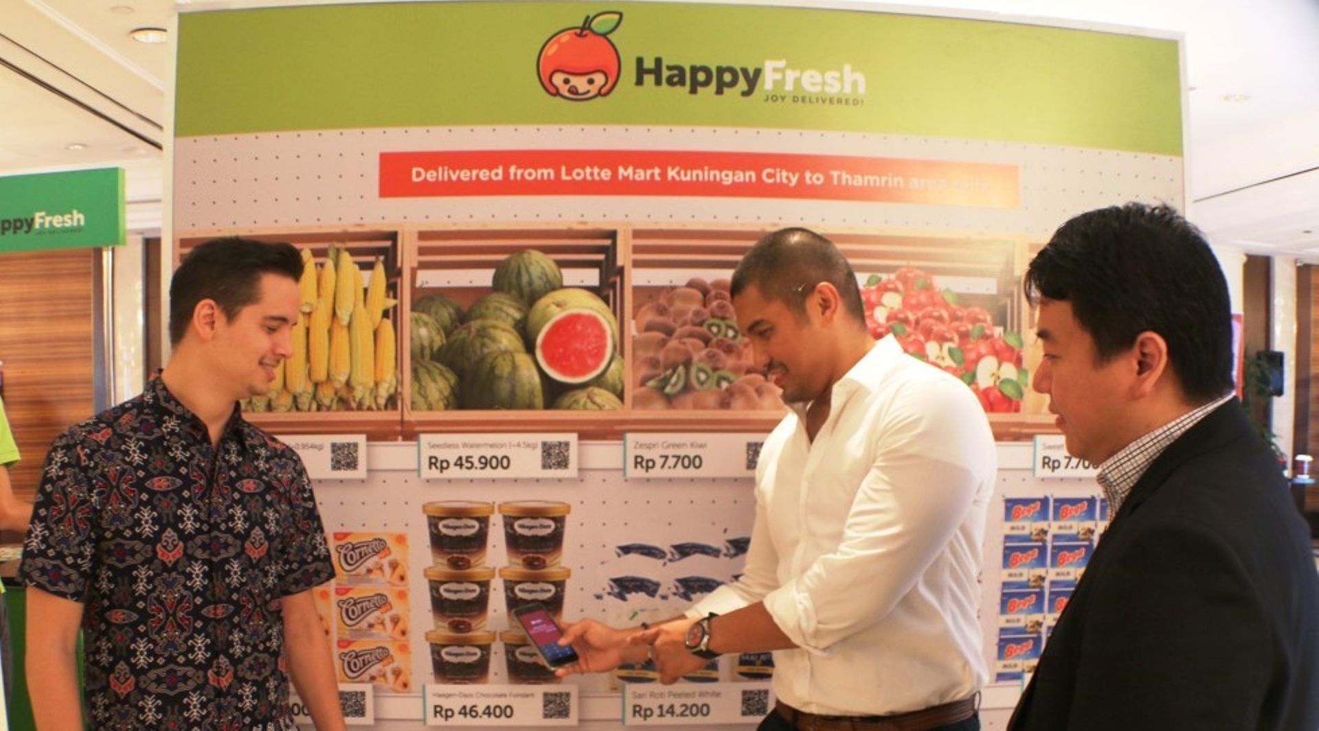 Indonesia Dealbook: HappyFresh, Orami and QR Dimo tie-up, MatahariMall.com partners Indosat’s e-wallet service