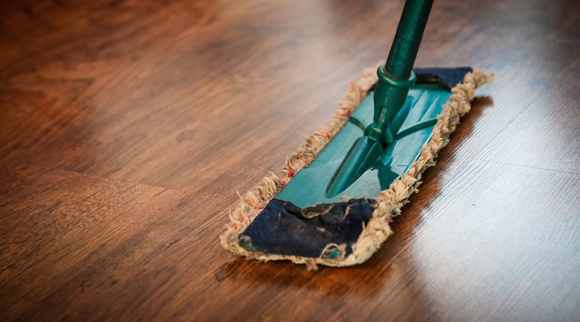 Collapse of China’s venture-backed housekeeping platforms leaves workers in a lurch