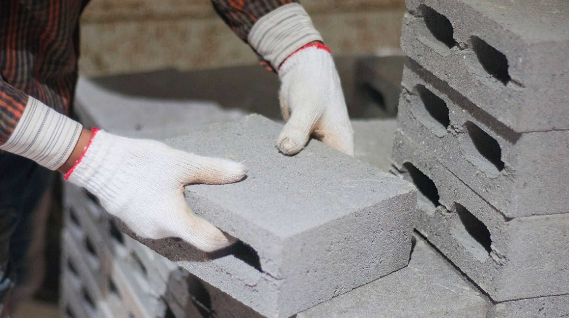 Myanmar: JJ-Pun Tiostone plans to up investment in construction material manufacturing by 2017