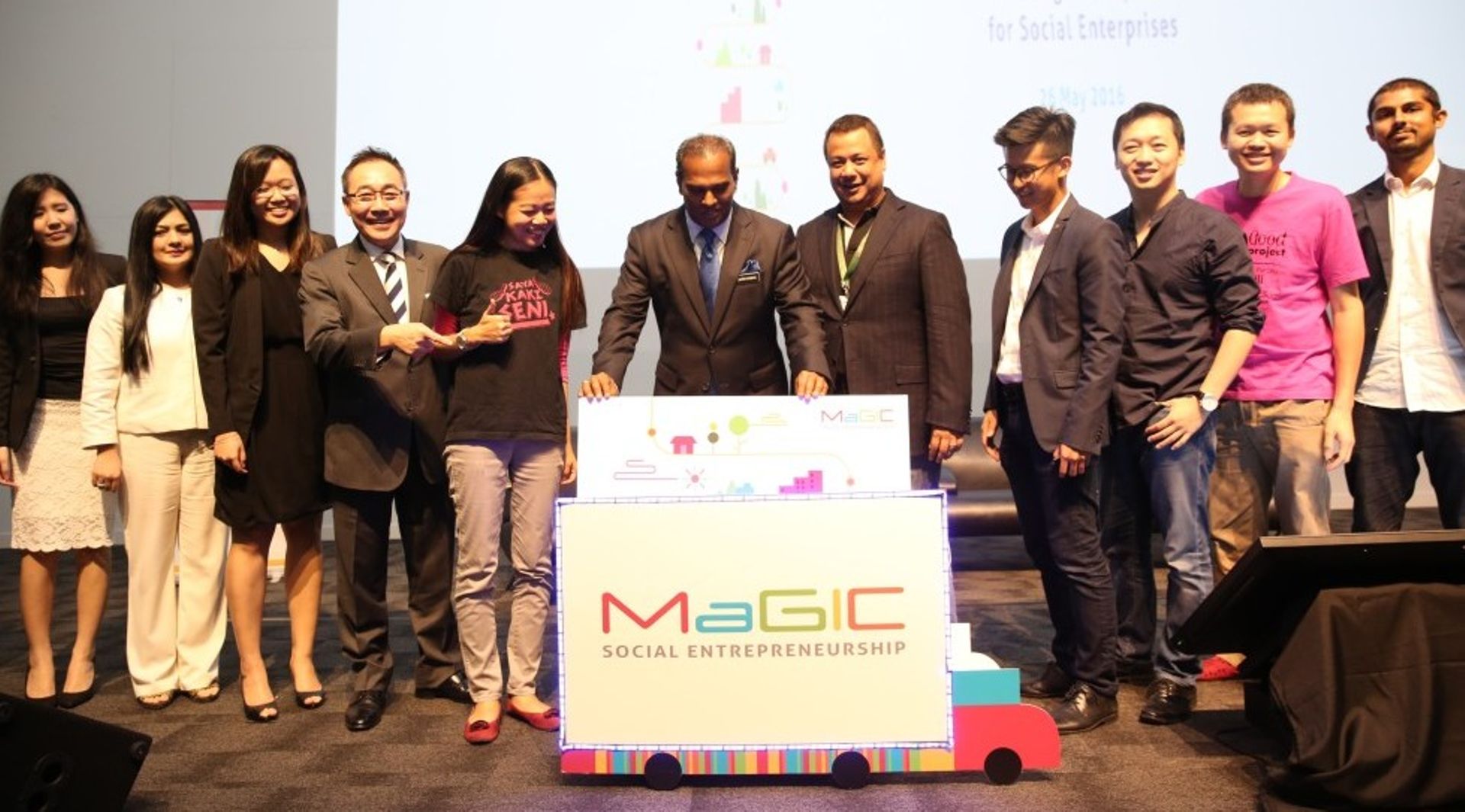 Startup Asia: BookDoc-Town Health pact, MaGIC guide, Kakitangan SME offering