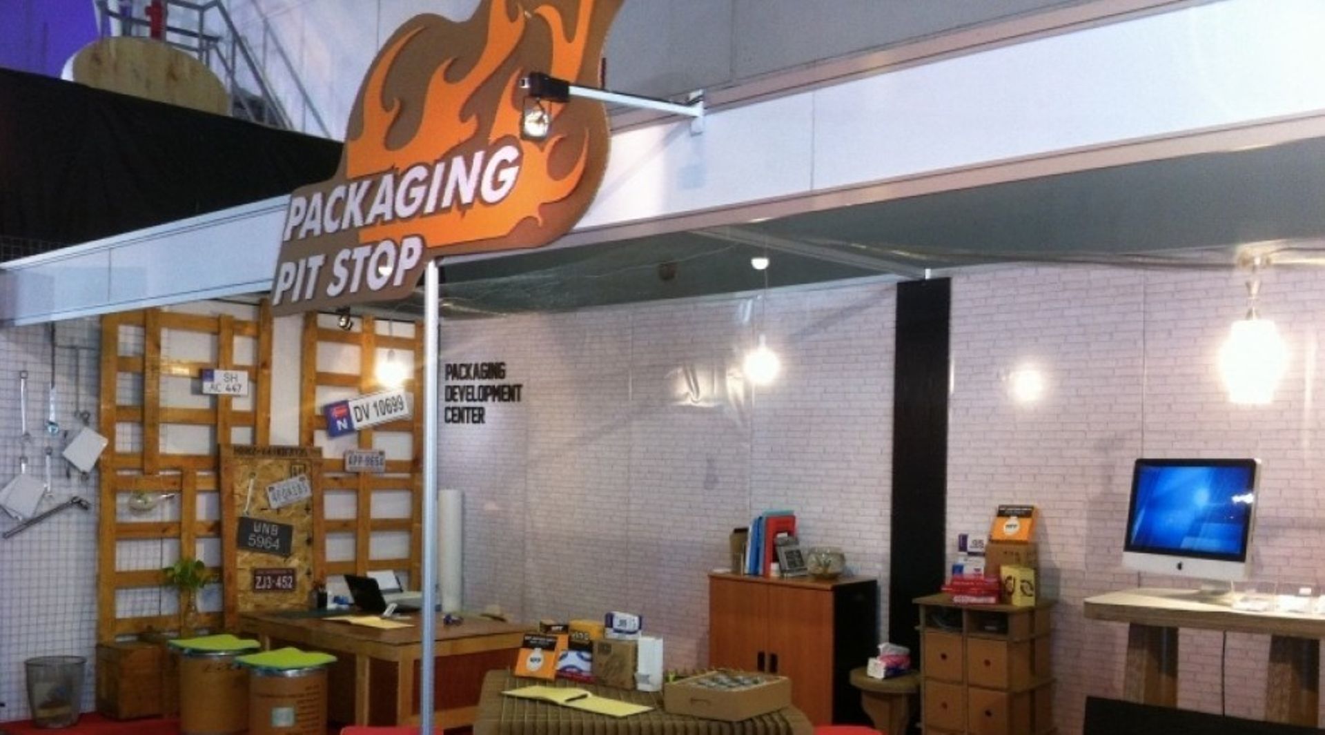 Dealbook: Dwi Aneka looks to raise $75m via rights issue; Itochu buys 5% stake in Lautan Luas’s unit