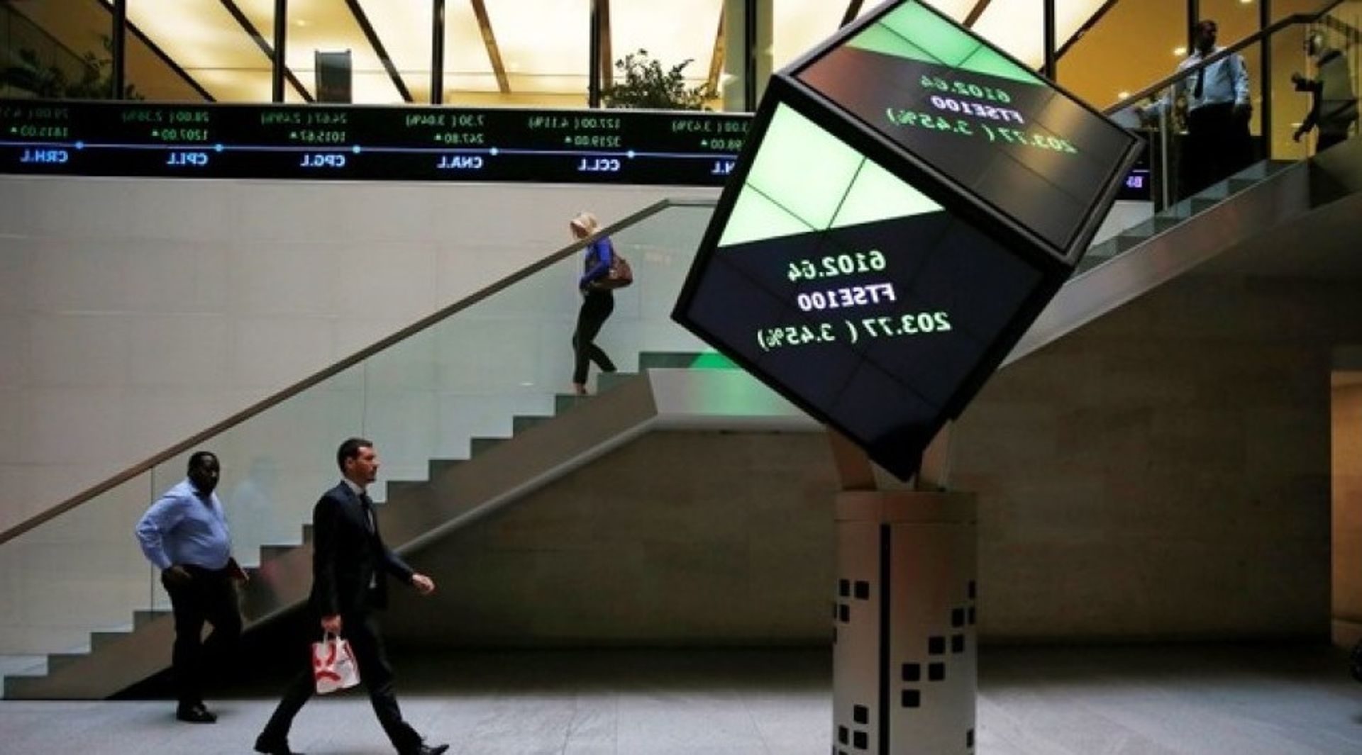 Brexit rattles regulators weighing LSE-Deutsche Boerse merger