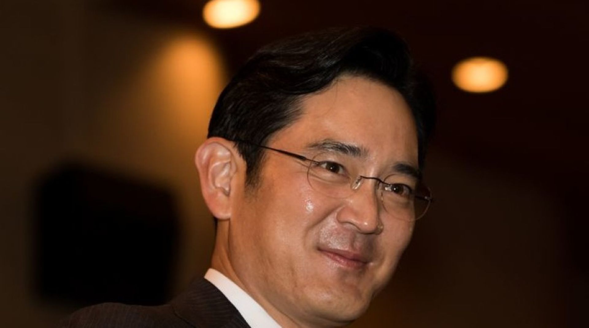 Samsung’s Lee weighs car tech move with talks for Fiat unit
