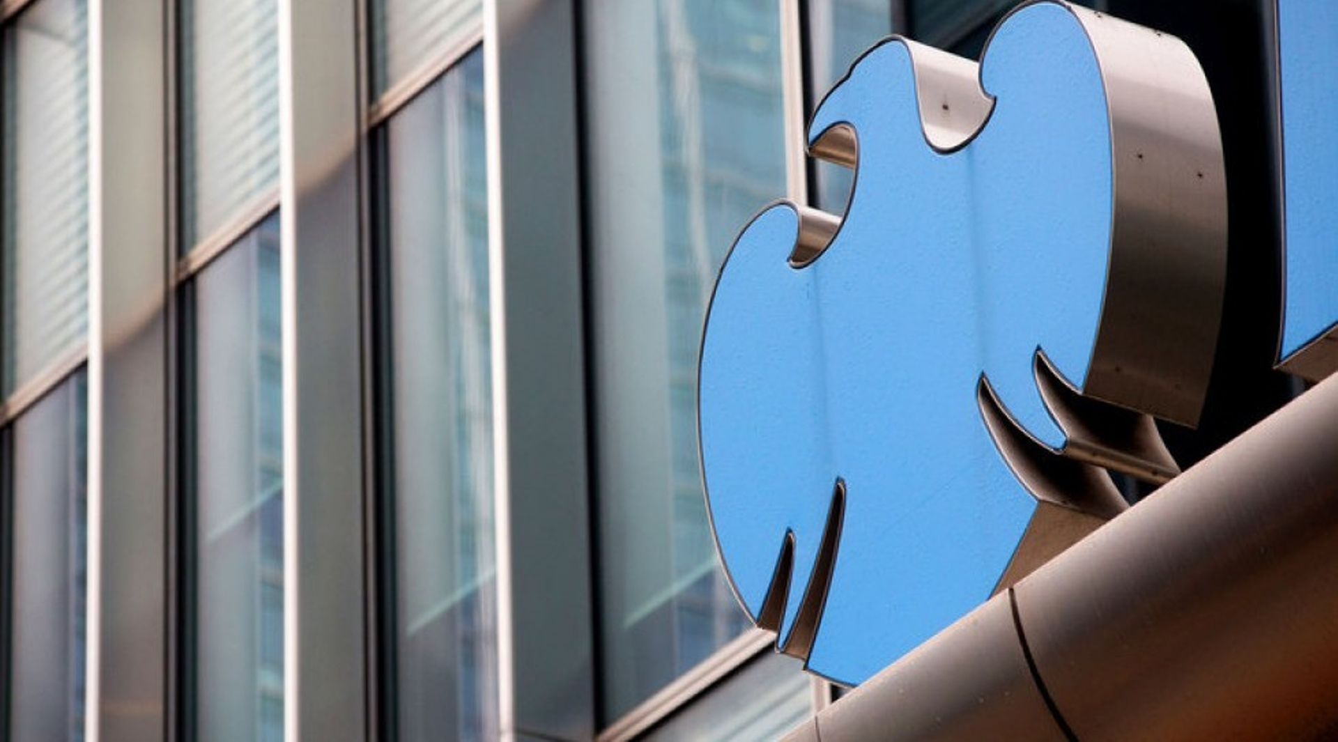Barclays private banking team in HK likely to defect before takeover by OCBC