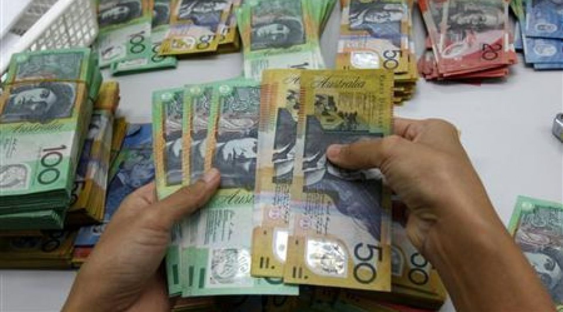 Australia: Pacific Equity to buy Lifehealthcare; Car Next Door closes Series B