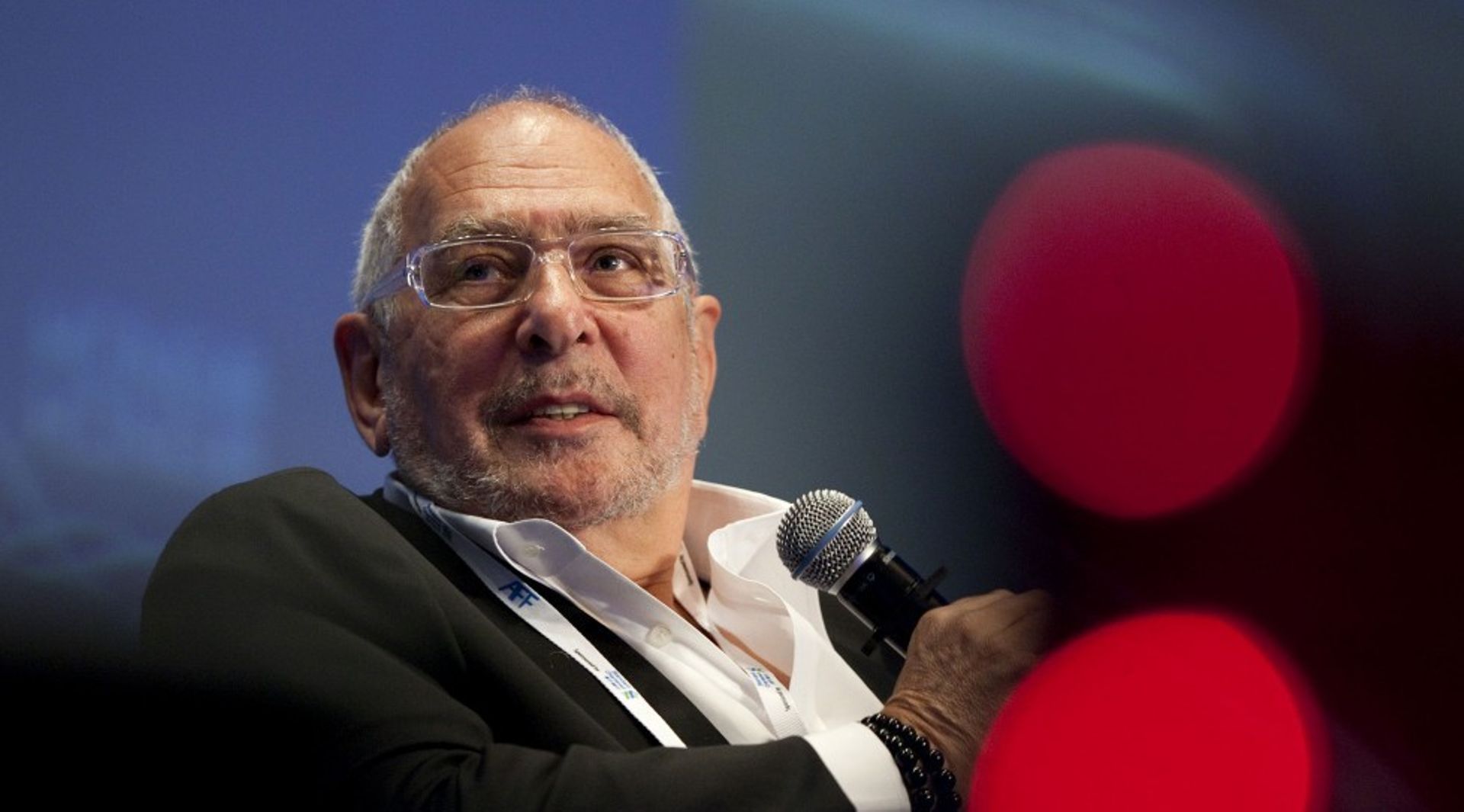 Noble Group jettisons crown jewel in quest to raise funds