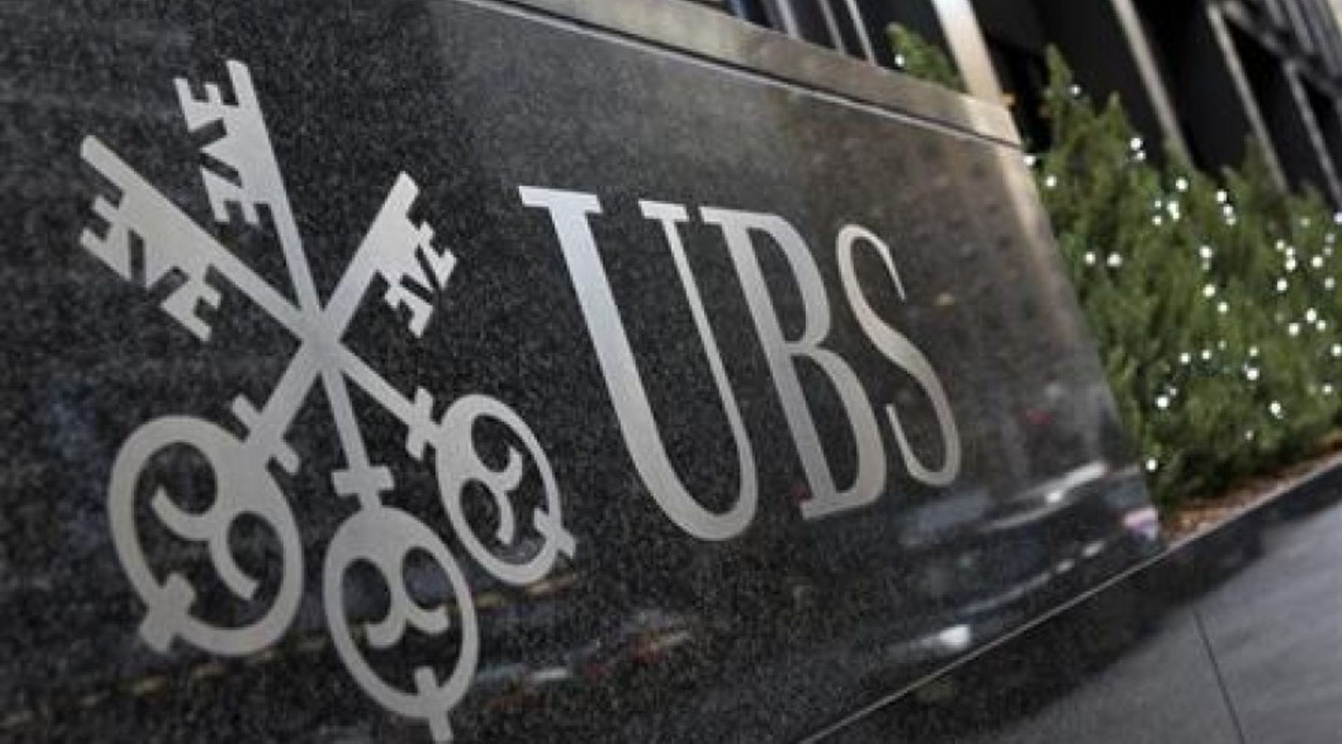 UBS names Chin as new Asia Pacific investment banking head