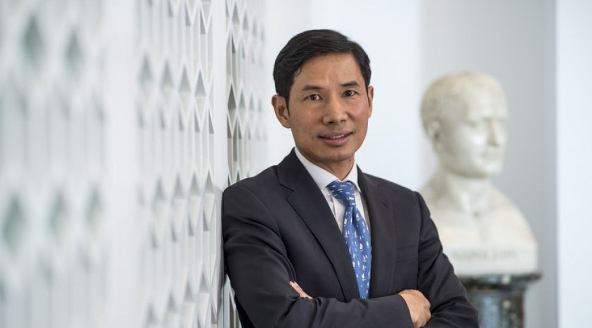 Ex-Goldman rainmaker Fred Hu says Chinese taking pause on US deals