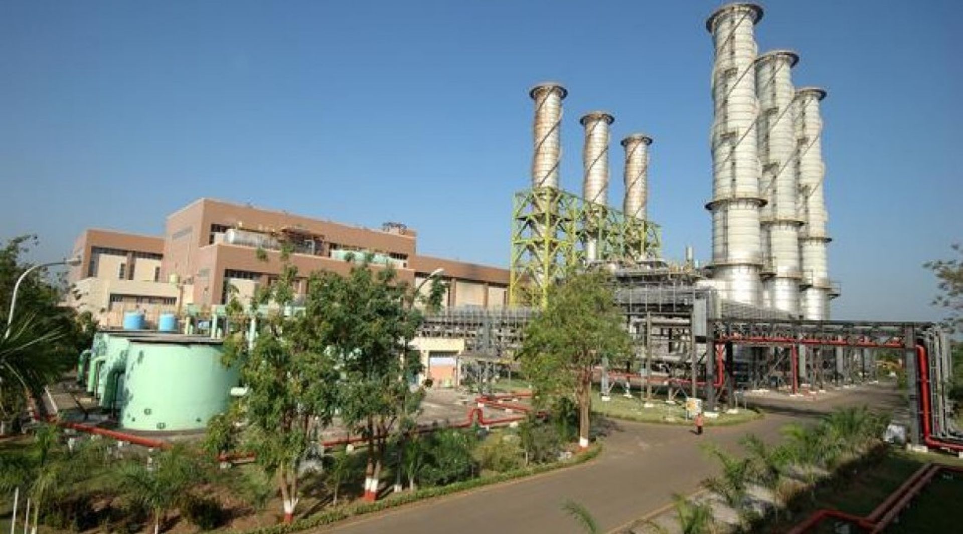 India’s indebted state power retailers seen scaring off global investors