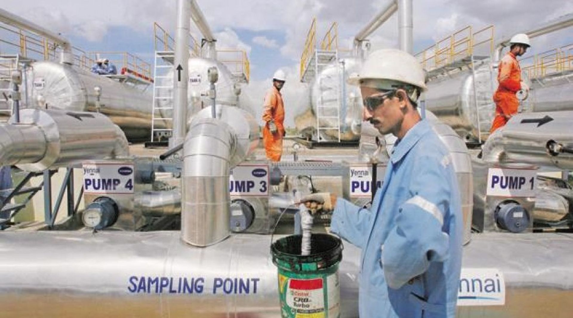 Saudi Aramco bulks up Asia investments to boost appeal for IPO