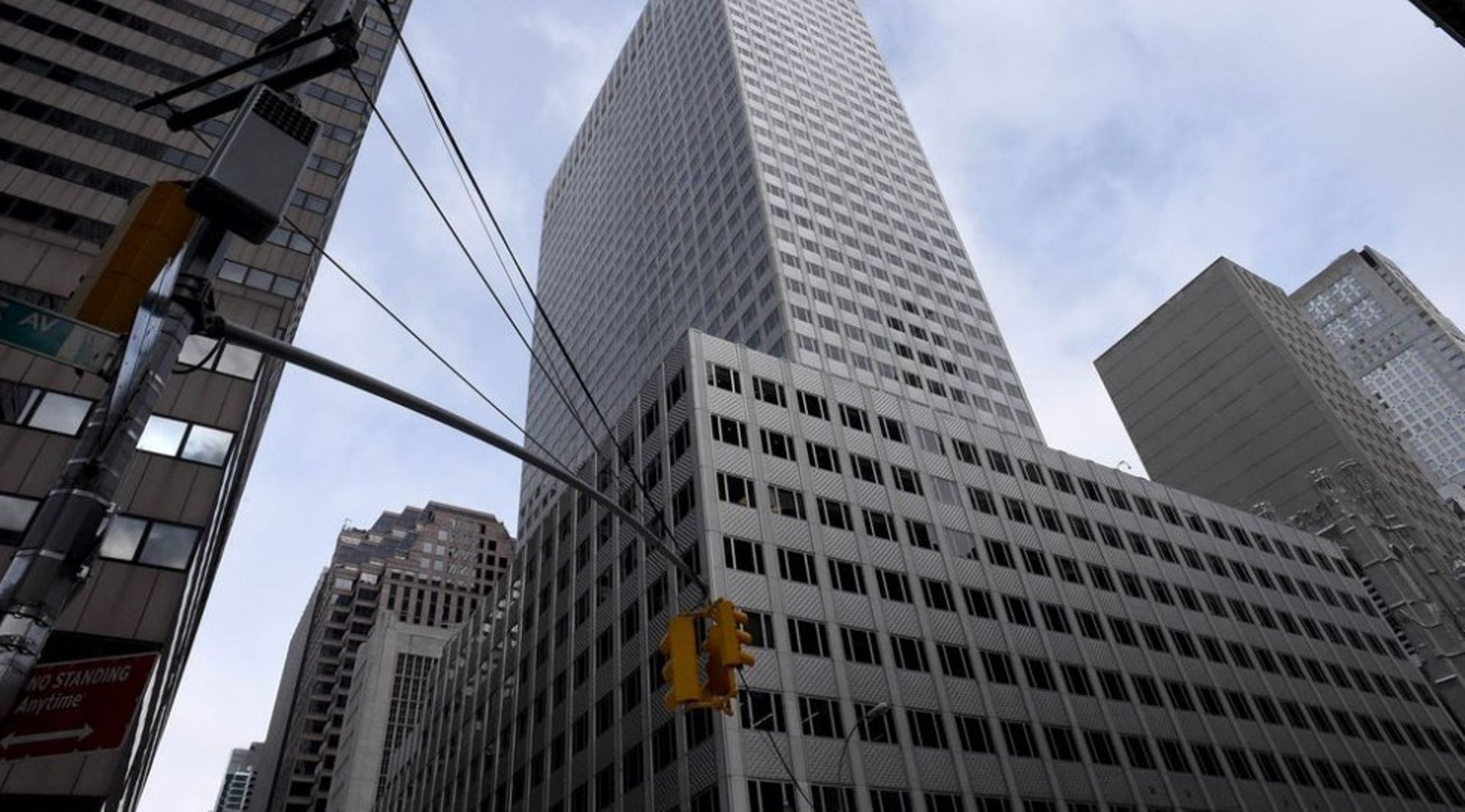 Anbang, Kushner end Manhattan talks as lawmakers cite conflicts