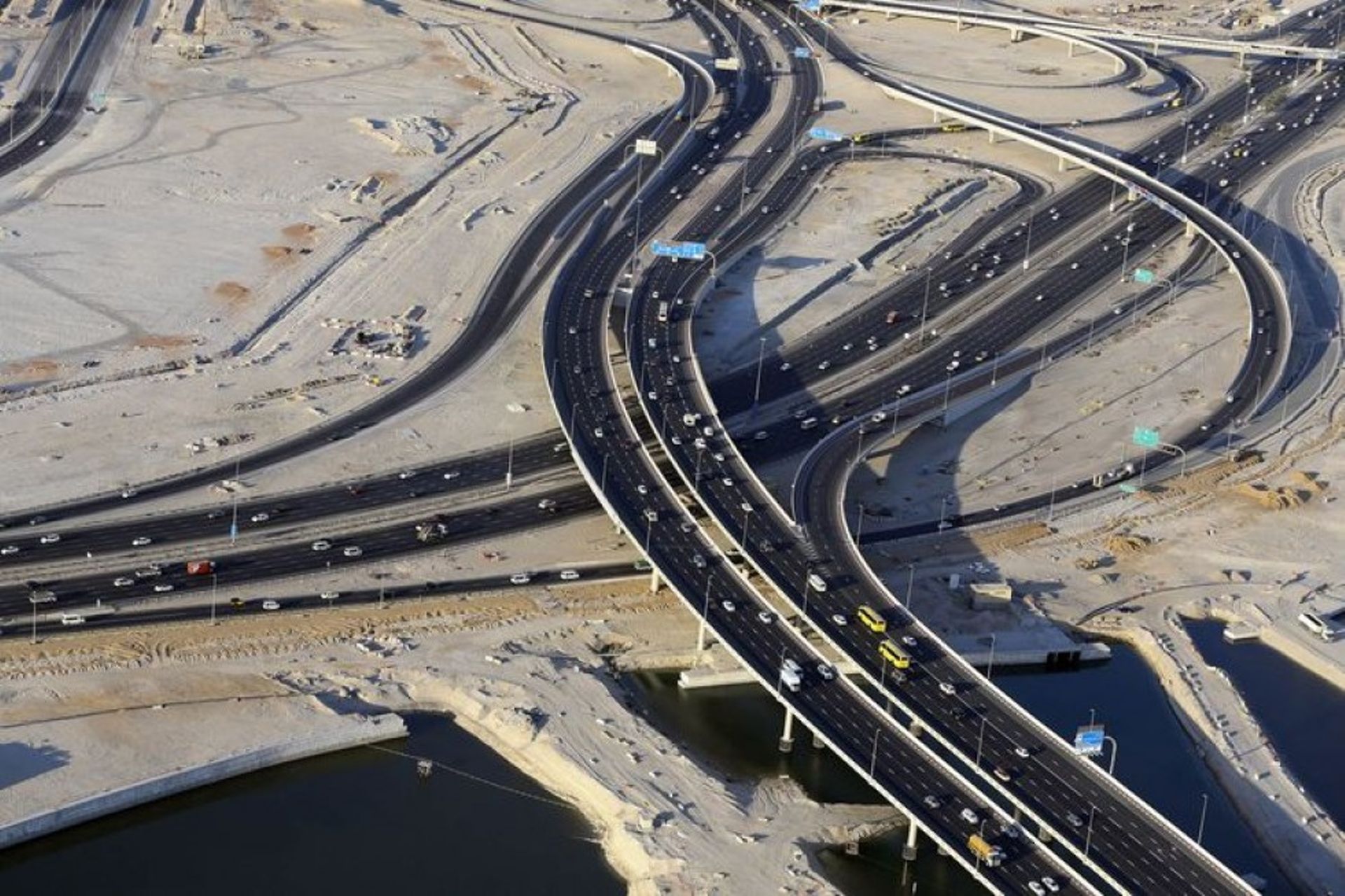 Uber rivals from Dubai, China team up for ride-hailing alliance