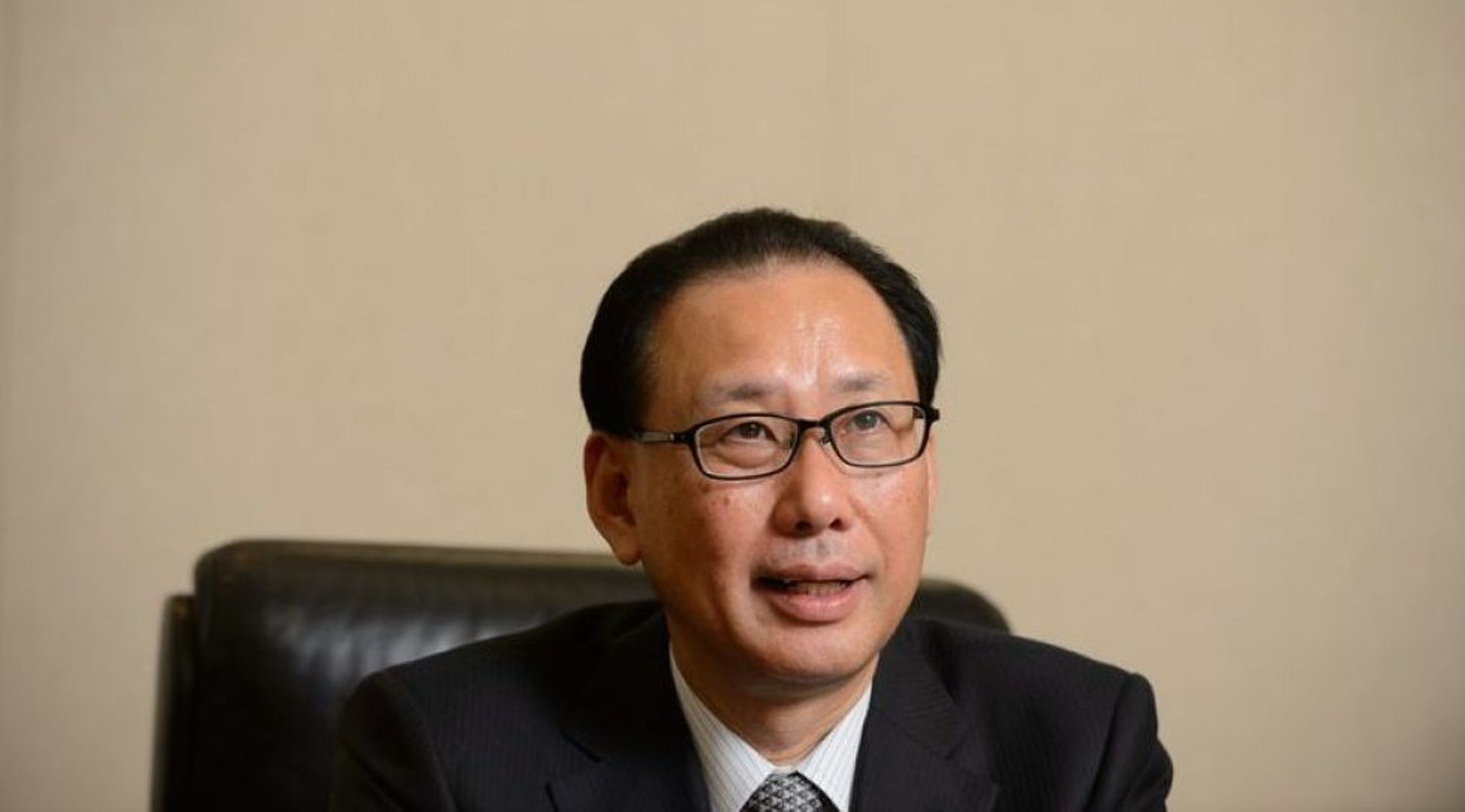 Nomura looks to hire more US bankers in overseas M&A push