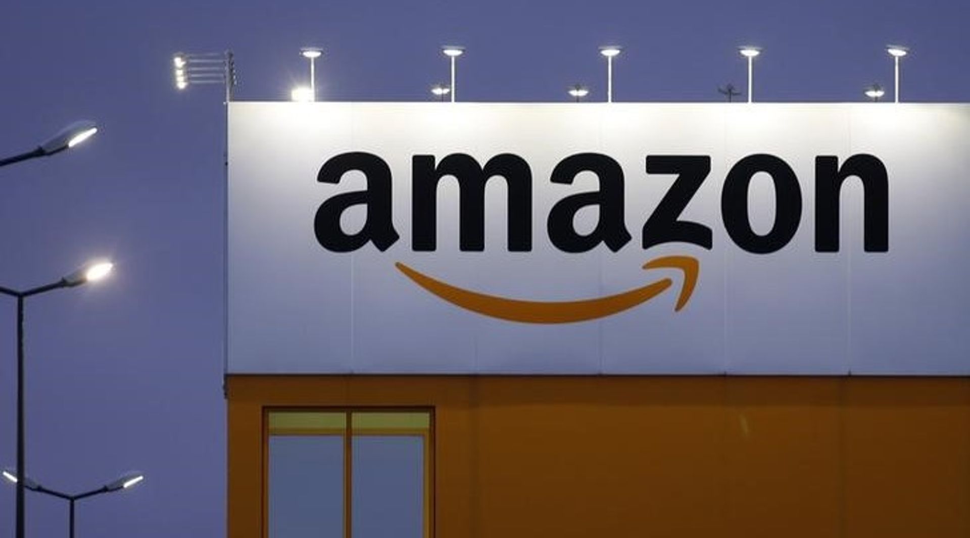 Amazon's buy of Whole Foods is a start to reshape grocery delivery, would need more warehouses
