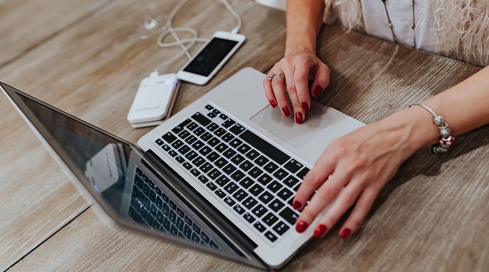 Australia: ROKT completes $26m Series B led by Moelis Australia