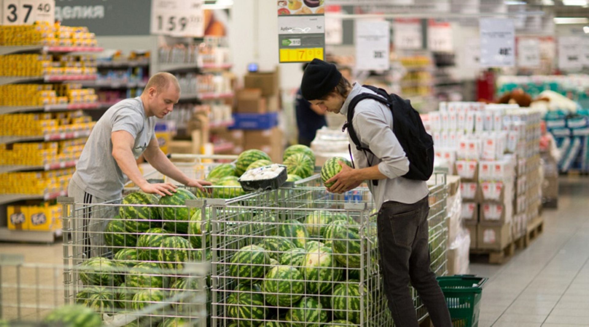 Russian retailer X5 considers IPO for online business