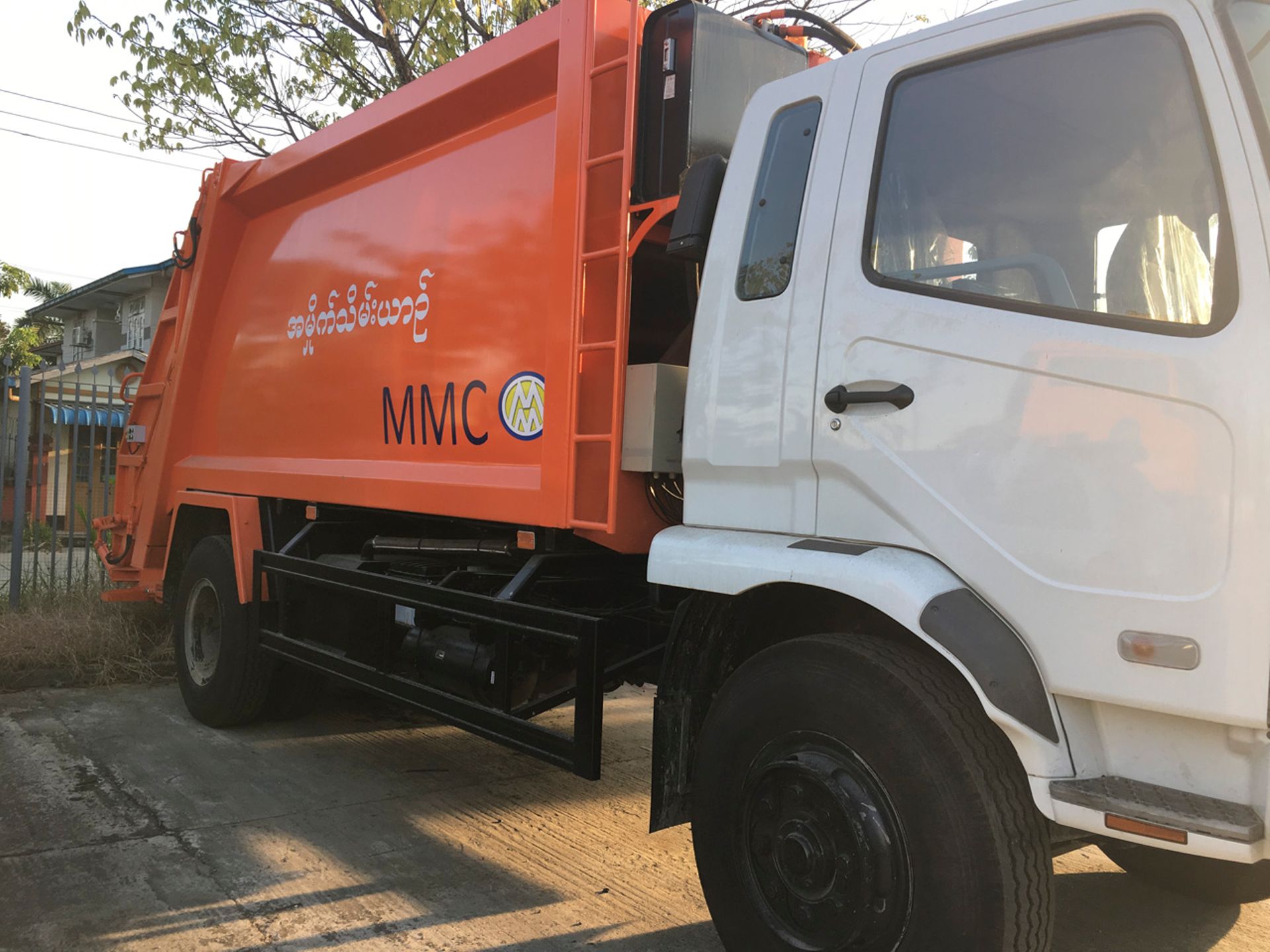 Myanmar Motor open to divest 50% in bus venture to foreign players