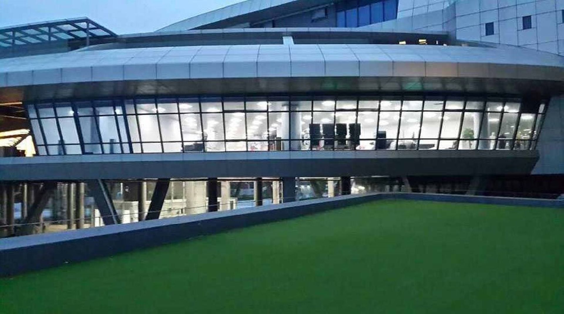 China: Games developer NetDragon acquires US-based JumpStart