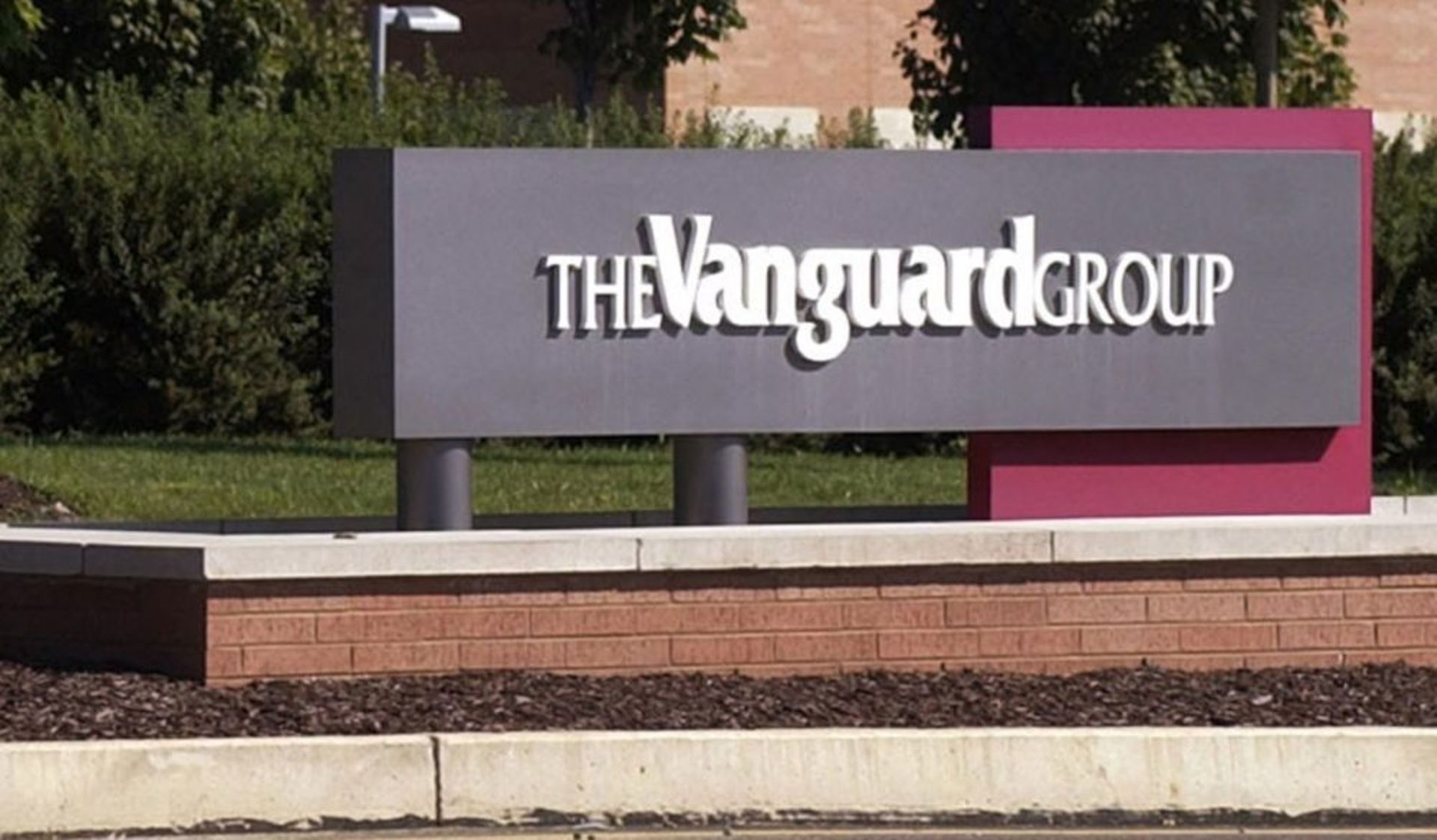 US asset manager Vanguard closes Hong Kong, Japan operations